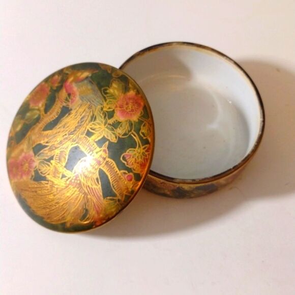Vintage Chinese Hand-Painted Cloisonne Porcelain Trinket Dish with Lid - Picture 2 of 8